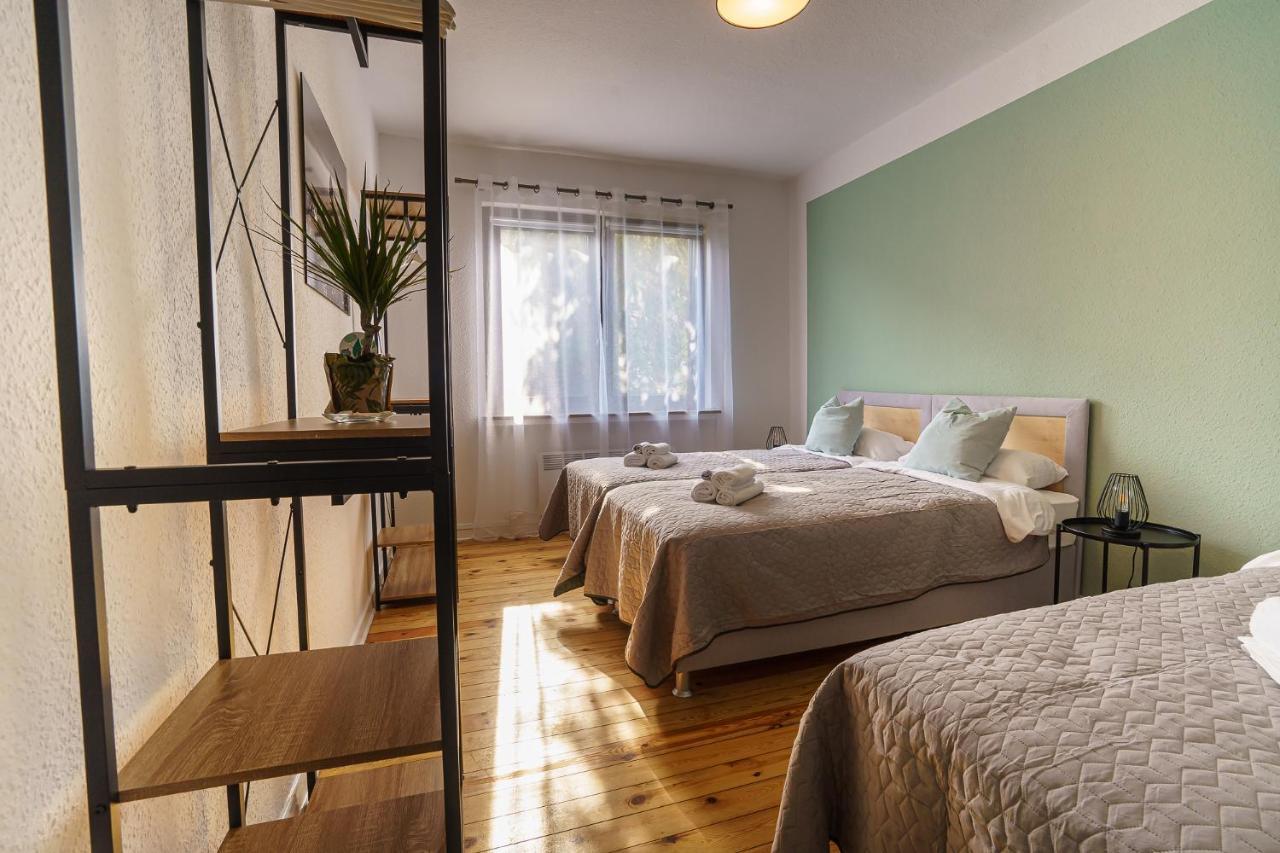 Immostay Ferienhaus Mit Garten & Free Parking BRE Exteriör bild