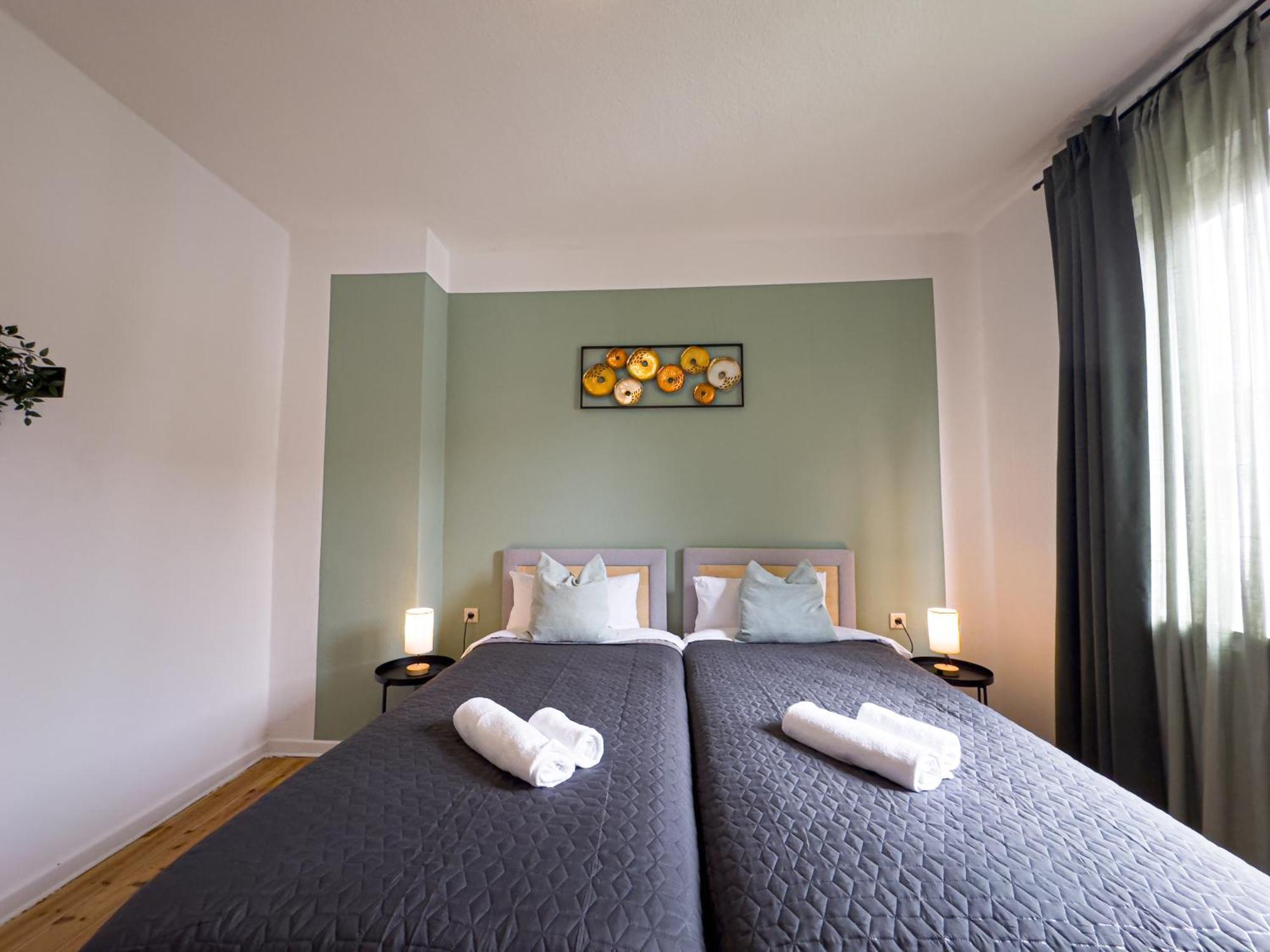 Immostay Ferienhaus Mit Garten & Free Parking BRE Exteriör bild